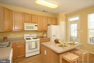 52 Golden Ash Way, Gaithersburg, MD 20878 - Photo 5