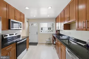 11100 Markwood Dr, Silver Spring, MD 20902 - Photo 13