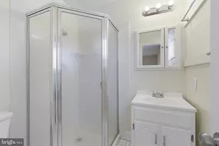 11100 Markwood Dr, Silver Spring, MD 20902 - Photo 15