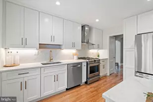 3107 Cummings Ln, Chevy Chase, MD 20815 - Photo 9