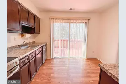 19920 Waterloo Court, Germantown, MD 20874 - Photo 9