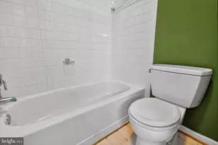 10452 Parthenon Ct, Bethesda, MD 20817 - Photo 15