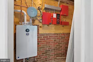 9201 Rosemont Dr, Gaithersburg, MD 20877 - Photo 43