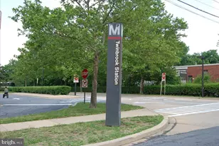 2 Lorre Ct, Rockville, MD 20852 - Photo 51