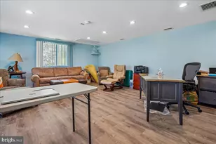 12 Wall St, Rockville, MD 20850 - Photo 83