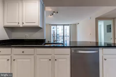 11710 Old Georgetown Road #1322, North Bethesda, MD 20852 - Photo 9