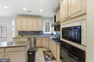 2928 Marlow Farm Terrace, Silver Spring, MD 20904 - Photo 9