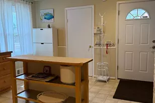 407 Calvin Ln, Rockville, MD 20851 - Photo 9