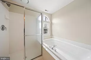 9 Stage Coach Ct, Germantown, MD 20876 - Photo 35