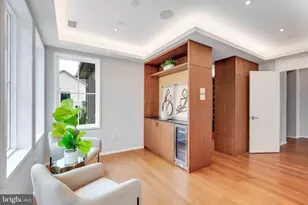 7029 Longwood Dr, Bethesda, MD 20817 - Photo 33