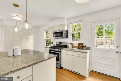 2030 Luzerne Avenue, Silver Spring, MD 20910 - Photo 5