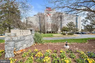 10201 Grosvenor Pl, Rockville, MD 20852 - Photo 1