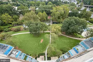 10201 Grosvenor Pl, Rockville, MD 20852 - Photo 23