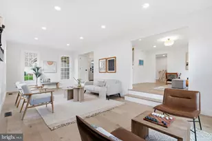 10029 Dellcastle Rd, Montgomery Village, MD 20886 - Photo 9