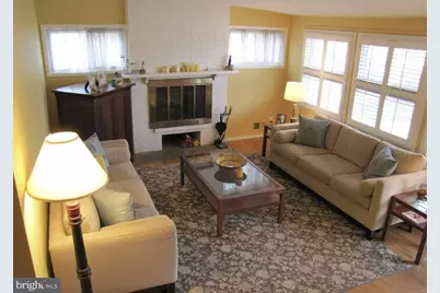 715 Marshall Avenue, Rockville, MD 20851 - Photo 9