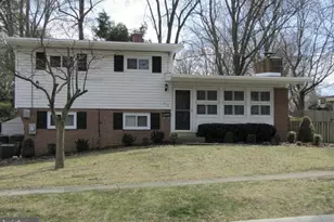 715 Marshall Ave, Rockville, MD 20851 - Photo 1