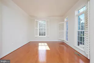 376 Parkview, Gaithersburg, MD 20878 - Photo 7