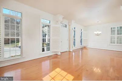 376 Parkview, Gaithersburg, MD 20878 - Photo 5