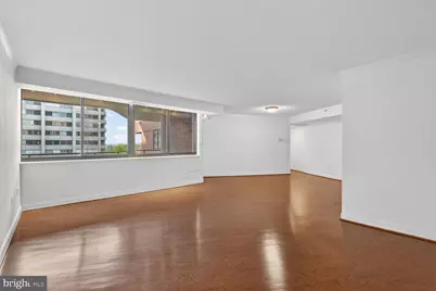 4550 N Park Avenue N #914, Chevy Chase, MD 20815 - Photo 3