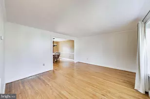 4408 Morningwood Dr, Olney, MD 20832 - Photo 3