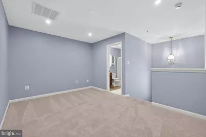 809 Royal Crescent, Rockville, MD 20850 - Photo 5
