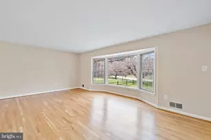 13605 Stoner Dr, Silver Spring, MD 20904 - Photo 3