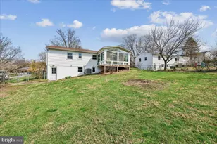 11924 Fernshire Rd, Gaithersburg, MD 20878 - Photo 51