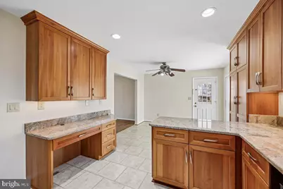 11924 Fernshire Road, Gaithersburg, MD 20878 - Photo 13