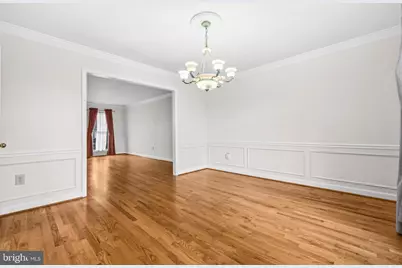 7520 Royal Dominion Drive, Bethesda, MD 20817 - Photo 13
