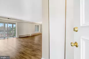 15300 Wallbrook Ct, Silver Spring, MD 20906 - Photo 9