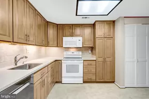 15300 Wallbrook Ct, Silver Spring, MD 20906 - Photo 21