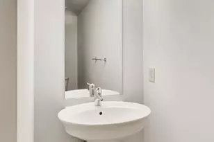 5750 Bou Ave, Rockville, MD 20852 - Photo 17