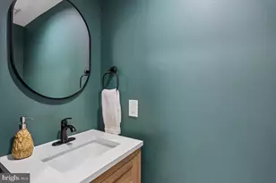 405 Winding Rose Dr, Rockville, MD 20850 - Photo 19