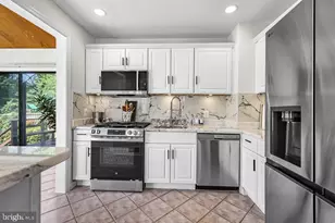 812 Forest Glen Rd, Silver Spring, MD 20901 - Photo 11