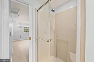 5937 Avon Dr, Bethesda, MD 20814 - Photo 15