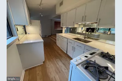 327 S Horners Lane, Rockville, MD 20850 - Photo 25