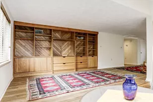327 S Horners Ln, Rockville, MD 20850 - Photo 9