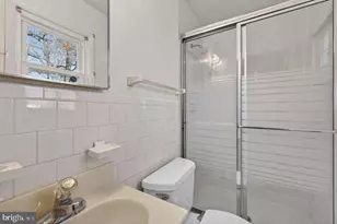 405 Woodland Rd, Gaithersburg, MD 20877 - Photo 11