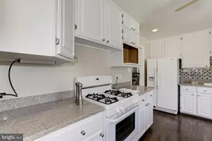 6400 Redwing Rd, Bethesda, MD 20817 - Photo 17