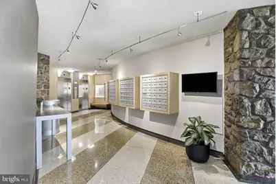 4242 E West Highway #506, Chevy Chase, MD 20815 - Photo 5