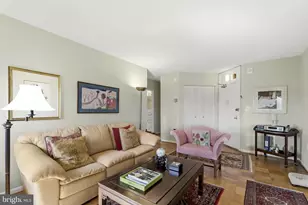 4242 East-West Hwy, Chevy Chase, MD 20815 - Photo 9