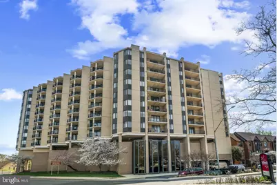 4242 E West Highway #506, Chevy Chase, MD 20815 - Photo 3