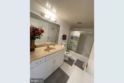 5225 Pooks Hill Road #715N, Bethesda, MD 20814 - Photo 5