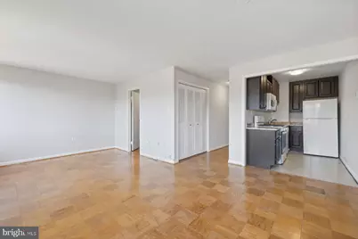 10201 Grosvenor Place #923, Rockville, MD 20852 - Photo 7