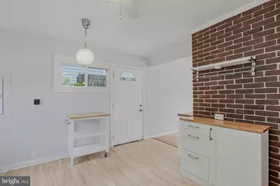 5711 Ridgway Avenue, Rockville, MD 20851 - Photo 5