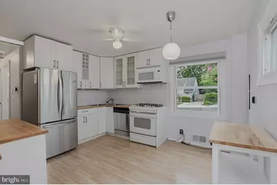 5711 Ridgway Avenue, Rockville, MD 20851 - Photo 7
