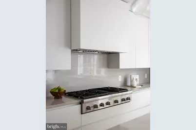 6970 West Ave, Chevy Chase, MD 20815 - Photo 9