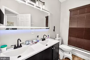 910 Featherstone St, Gaithersburg, MD 20878 - Photo 15