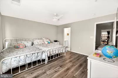 910 Featherstone Street, Gaithersburg, MD 20878 - Photo 27