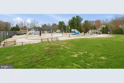 10025 Maple Leaf Drive, Gaithersburg, MD 20886 - Photo 33